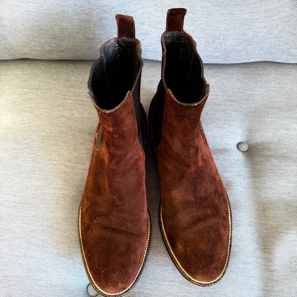 Gucci Leon Men's Brown Suede Chelsea Boots - Picture 4 of 9